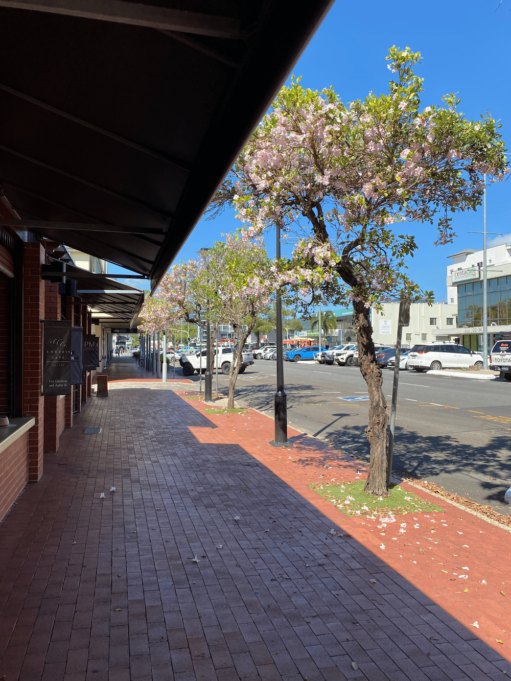 AdaptAd exterior at Aplin Street, Cairns